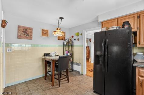 30 Oakridge Road West Orange NJ 07052