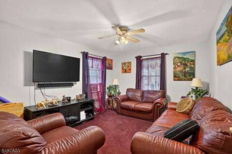 30 Oakridge Road West Orange NJ 07052