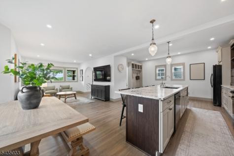 187 Hillside Avenue Nutley NJ 07110