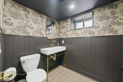 187 Hillside Avenue Nutley NJ 07110