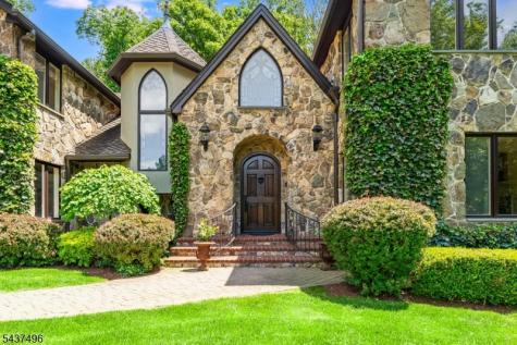 14 Bliss Road Mendham NJ 07945
