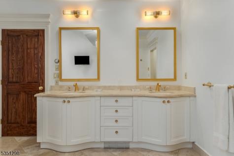 14 Bliss Road Mendham NJ 07945