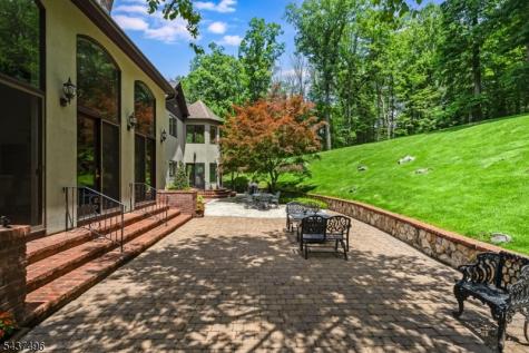 14 Bliss Road Mendham NJ 07945