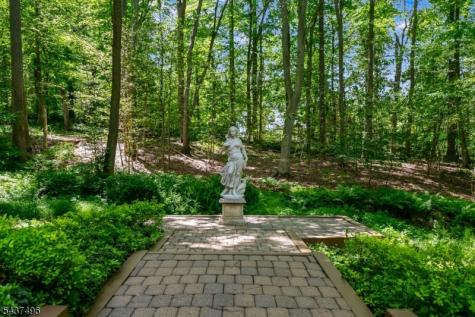 14 Bliss Road Mendham NJ 07945