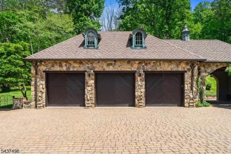 14 Bliss Road Mendham NJ 07945
