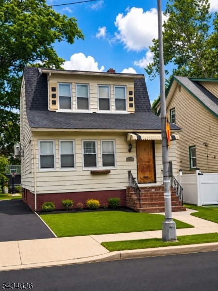 377 Halsted Street East Orange NJ 07018