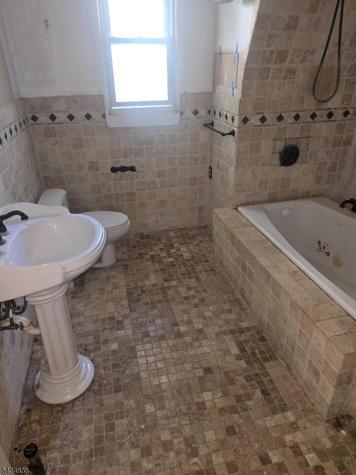 377 Halsted Street East Orange NJ 07018