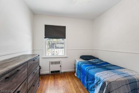17 Wellington Avenue West Orange NJ 07052