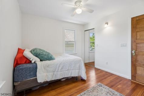 17 Wellington Avenue West Orange NJ 07052