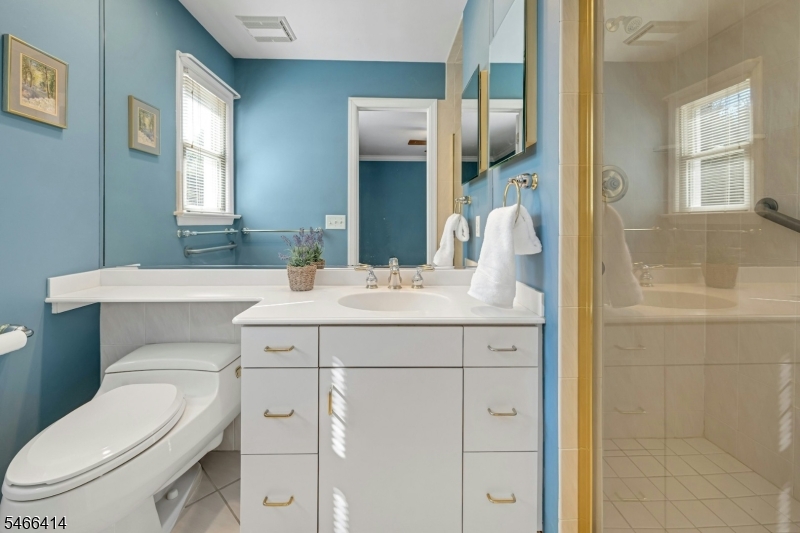 14 Wedgewood Lane Morris NJ 07960