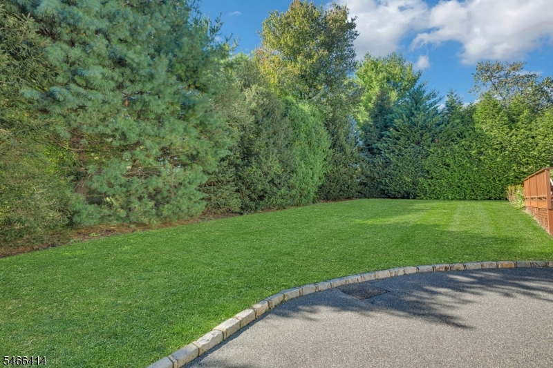 14 Wedgewood Lane Morris NJ 07960