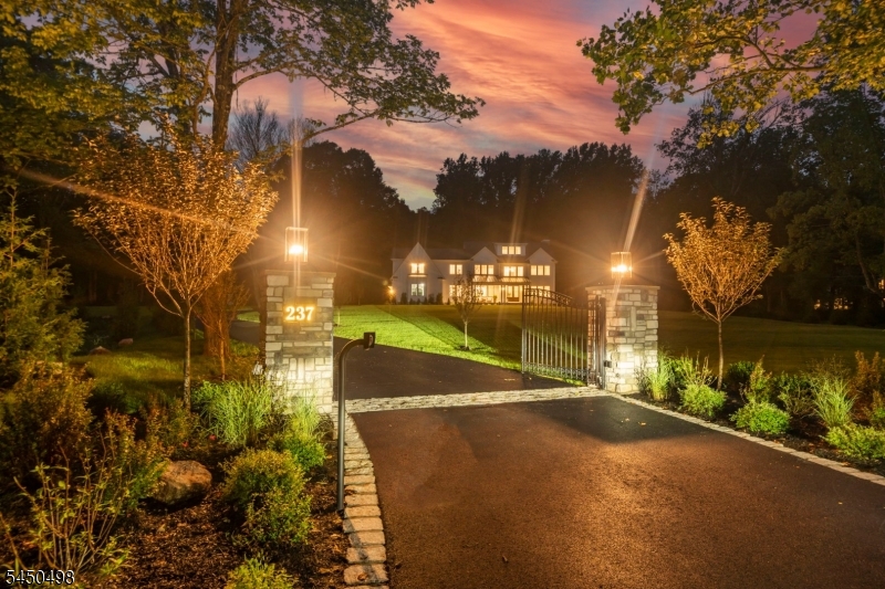 237 Mountainside Road Mendham NJ 07945