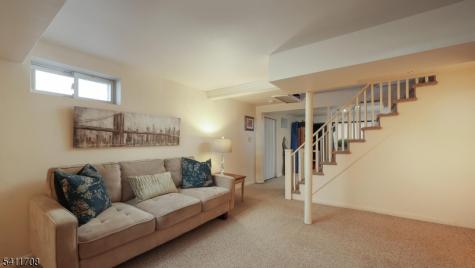 22 Helen Street Fanwood NJ 07023