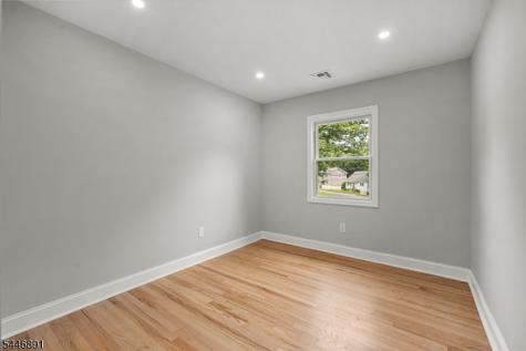 76 Dawn Avenue North Haledon NJ 07508