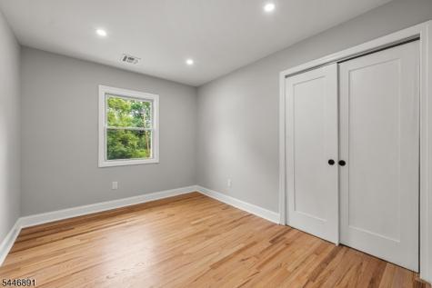 76 Dawn Avenue North Haledon NJ 07508