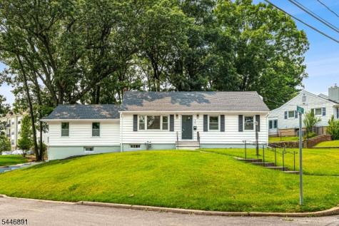 76 Dawn Avenue North Haledon NJ 07508
