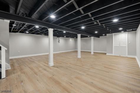 76 Dawn Avenue North Haledon NJ 07508