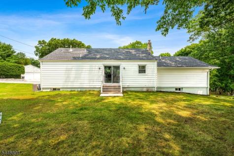 76 Dawn Avenue North Haledon NJ 07508