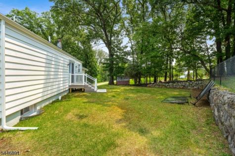 76 Dawn Avenue North Haledon NJ 07508
