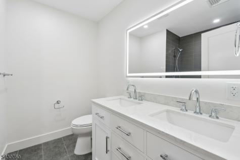 72 E Cedar Street Livingston NJ 07039