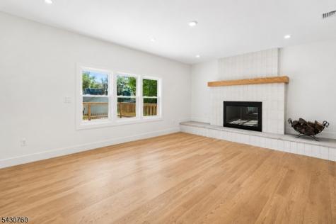 72 E Cedar Street Livingston NJ 07039