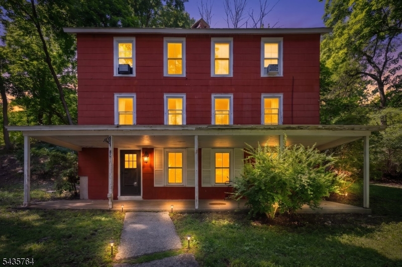 89 W End Avenue Newton NJ 07860