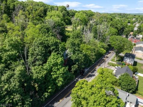 89 W End Avenue Newton NJ 07860