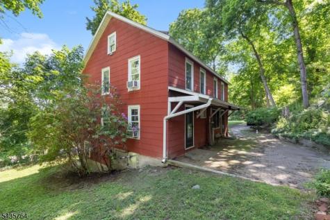 89 W End Avenue Newton NJ 07860