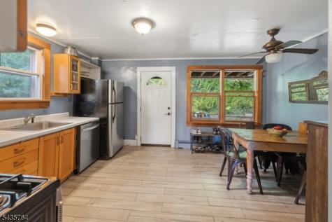 89 W End Avenue Newton NJ 07860