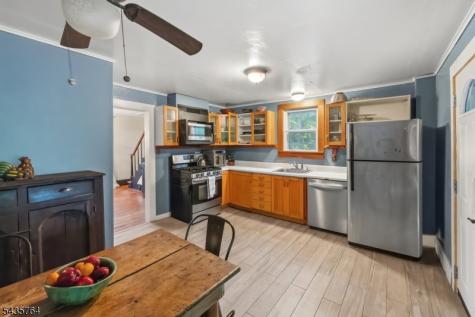 89 W End Avenue Newton NJ 07860