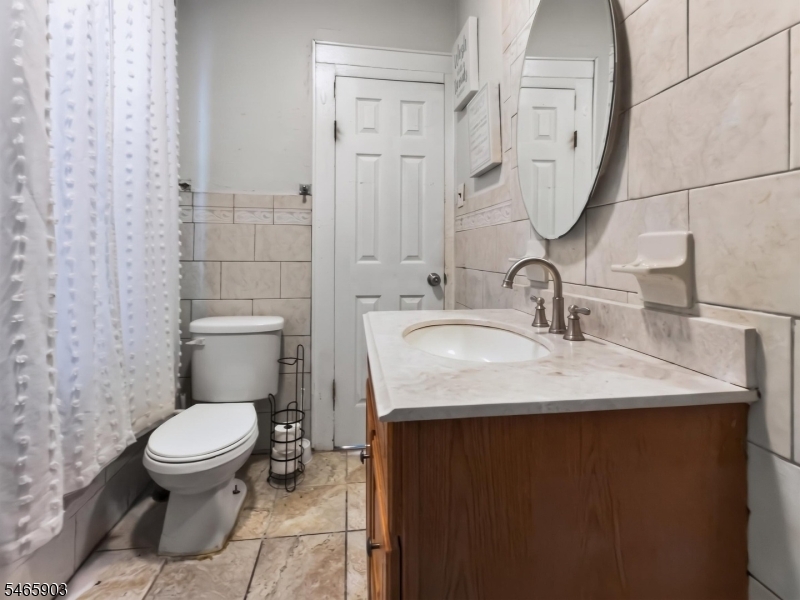 1018 Anna Street Elizabeth NJ 07201