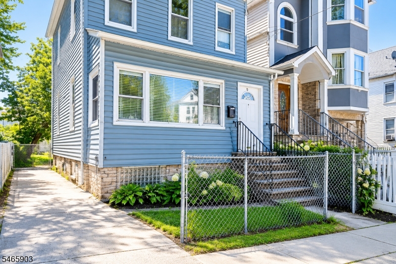 1018 Anna Street Elizabeth NJ 07201