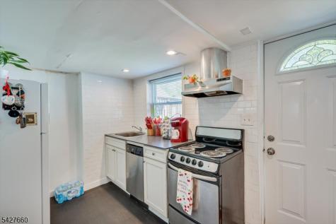 520 Oak Street Kenilworth NJ 07033