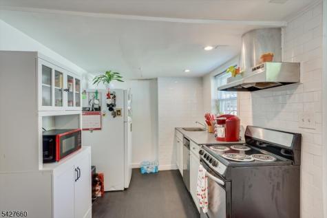 520 Oak Street Kenilworth NJ 07033