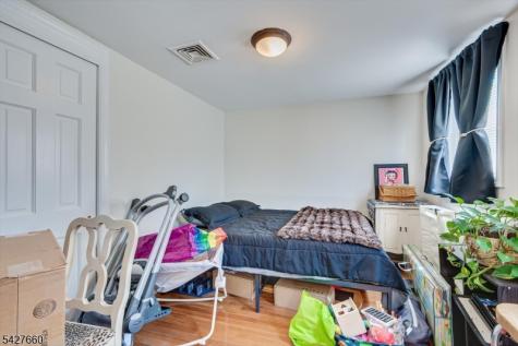 520 Oak Street Kenilworth NJ 07033