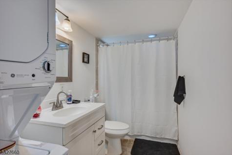 520 Oak Street Kenilworth NJ 07033