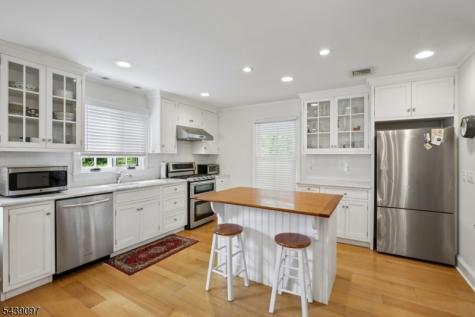 111 Village Road Harding NJ 07976
