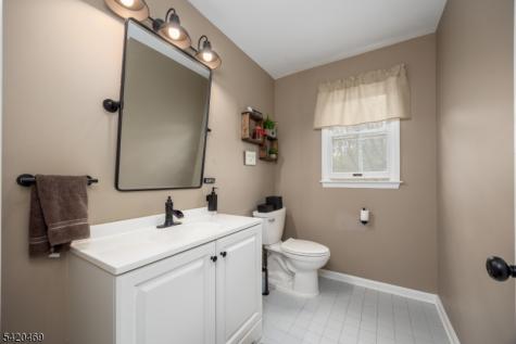 122 Forest Drive Lebanon NJ 08826
