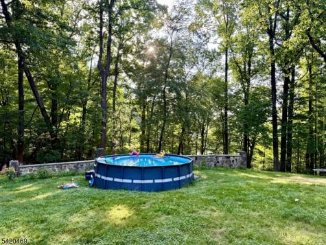 122 Forest Drive Lebanon NJ 08826