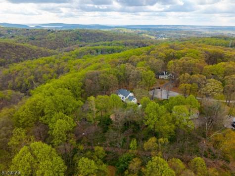 122 Forest Drive Lebanon NJ 08826