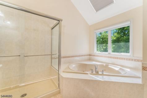 5 Elk Ridge Road Lebanon NJ 07830