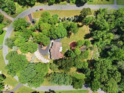 5 Elk Ridge Road Lebanon NJ 07830