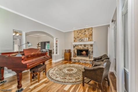 5 Elk Ridge Road Lebanon NJ 07830