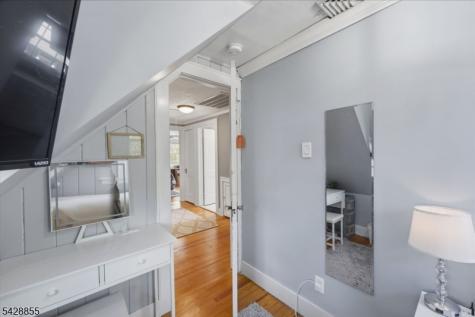 221 Maple Terrace North Plainfield NJ 07060