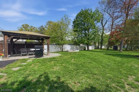221 Maple Terrace North Plainfield NJ 07060