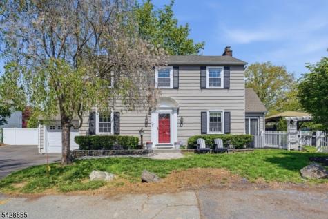221 Maple Terrace North Plainfield NJ 07060