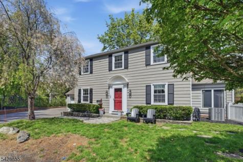 221 Maple Terrace North Plainfield NJ 07060