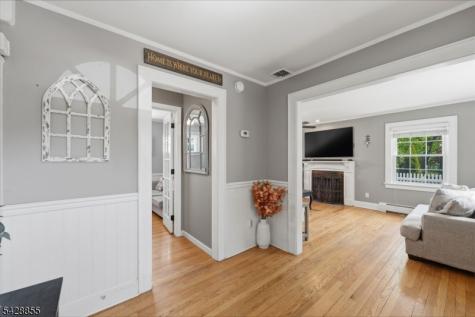 221 Maple Terrace North Plainfield NJ 07060