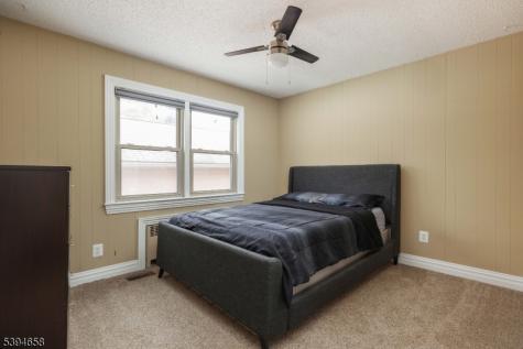 825 Dennis Place Linden NJ 07036