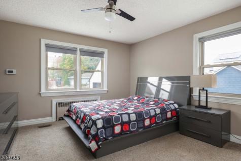 825 Dennis Place Linden NJ 07036